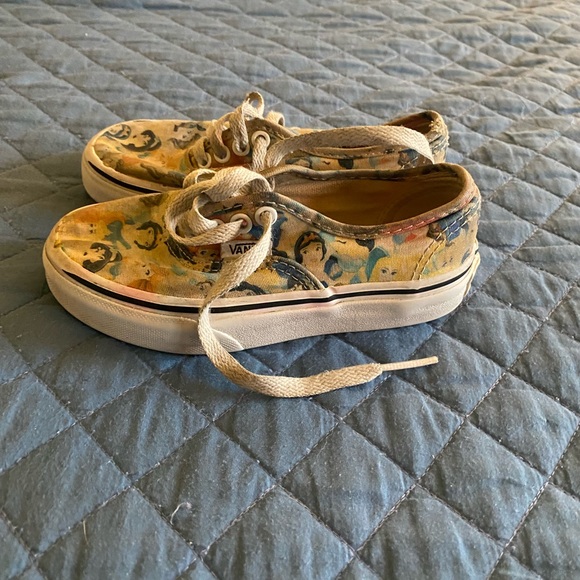 Girls Disney x Vans Princess sneakers Sz 11 - Picture 2 of 5